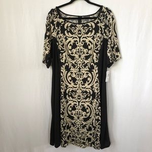 NWT Roz & Ali Dress